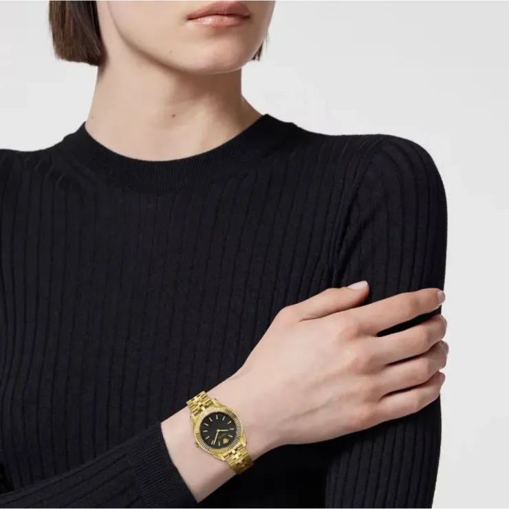 Versace VRSCVE9CA0424 Kadın Kol Saati