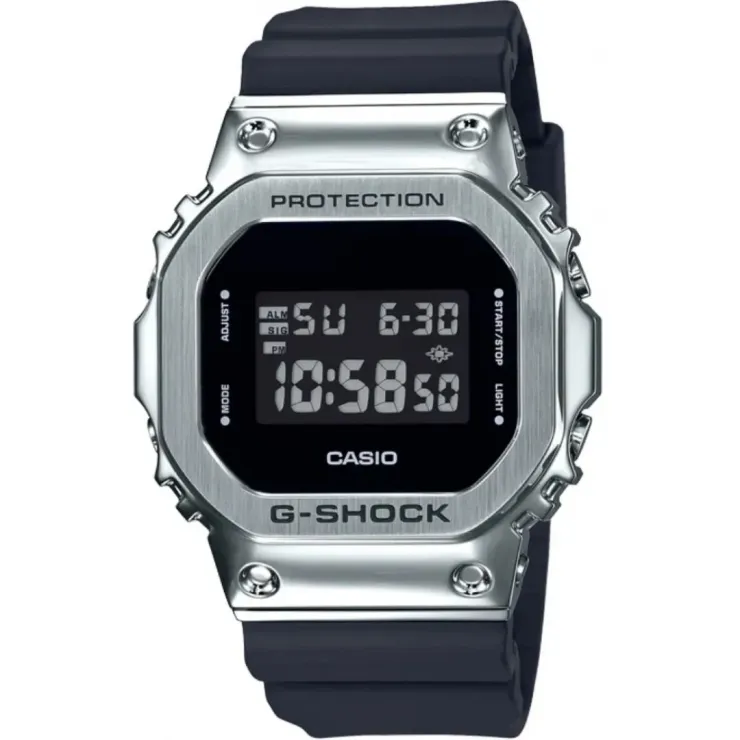 Casio G-Shock GM-5600-1DR Erkek Kol Saati Casio G-Shock GM-5600-1DR Erkek Kol Saati