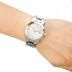 Burberry BU9115 Kadın Kol Saati