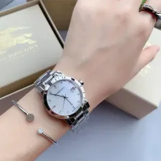 Burberry BU9125 Kadın Kol Saati