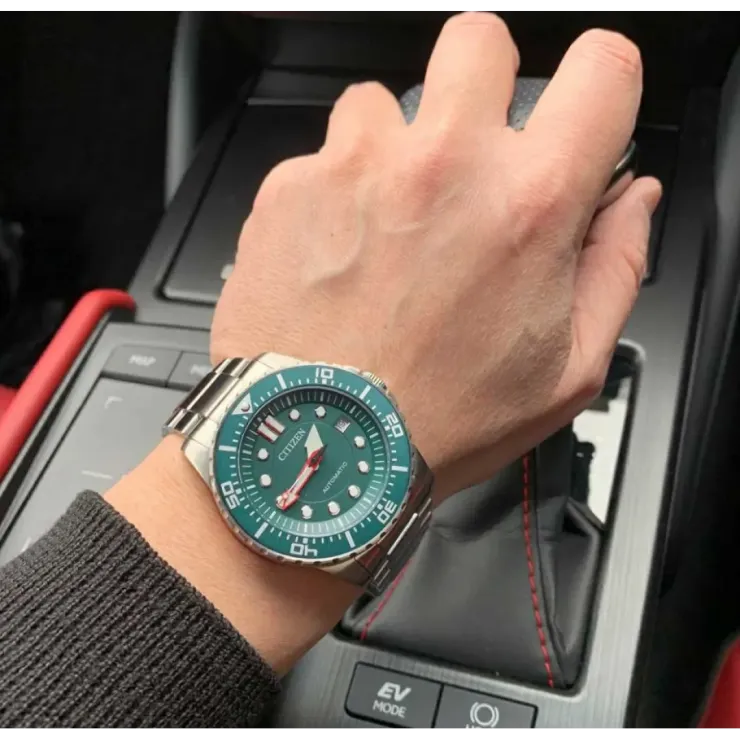 Citizen NJ0129-87X Erkek Kol Saati Citizen NJ0129-87X Erkek Kol Saati