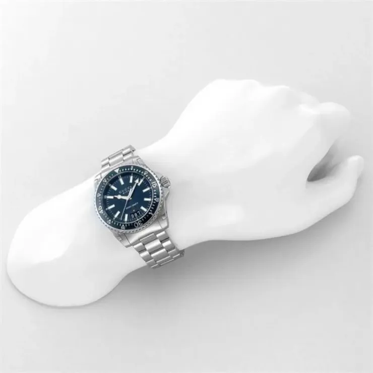 Gucci YA136311 Erkek Kol Saati Gucci YA136311 Erkek Kol Saati