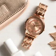 Guess GUW0933L3 Kadın Kol Saati