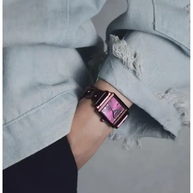 Guess GUW1029L4 Kadın Kol Saati