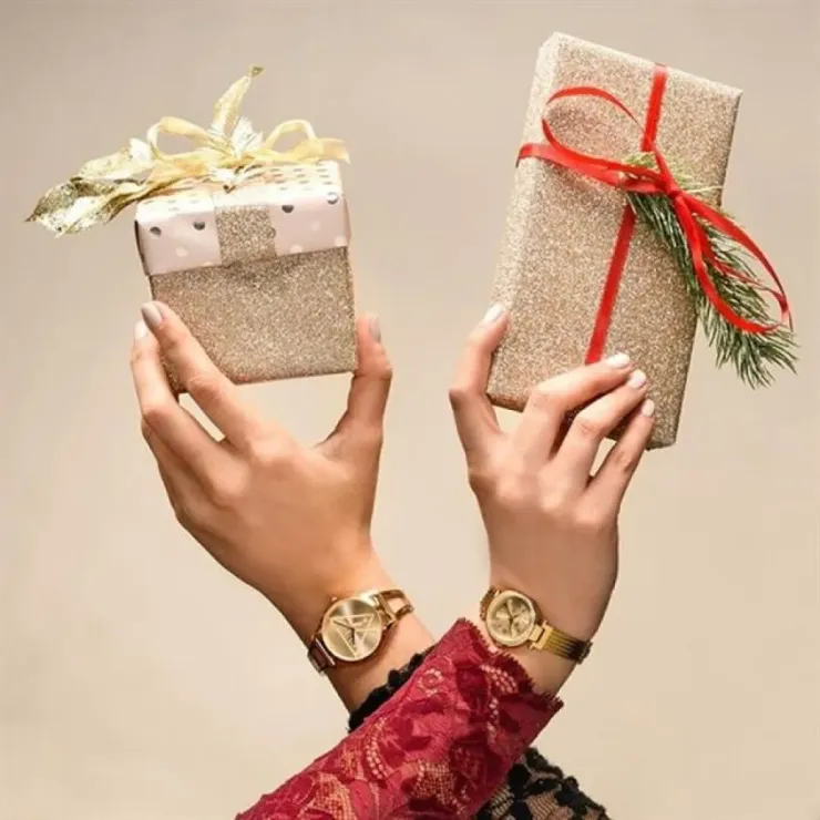 Guess GUW1145L4 Kadın Kol Saati Guess GUW1145L4 Kadın Kol Saati