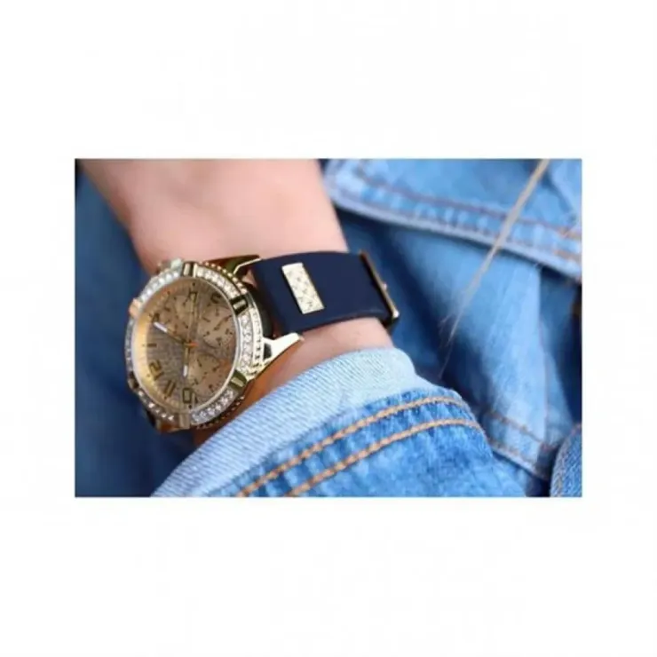 Guess GUW1160L1 Kadın Kol Saati Guess GUW1160L1 Kadın Kol Saati