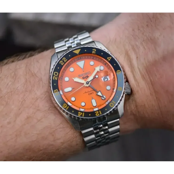 Seiko 5 Sports GMT SSK005K1 Erkek Kol Saati