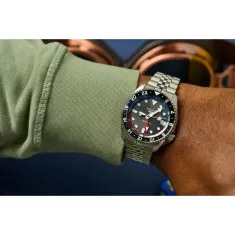 Seiko 5 Sports Otomatik GMT SSK019 Erkek Kol Saati SSK019J1