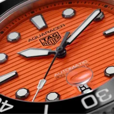 TAG Heuer Aquaracer Professional WBP201F.BA0632 300 Orange Diver Erkek Kol Saati