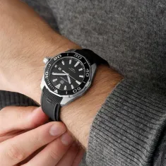Tag Heuer Aquaracer WAY101A.FT6141 Erkek Kol Saati Tag Heuer Aquaracer WAY101A.FT6141 Erkek Kol Saati