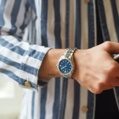 Versace VRSCV11010015 Erkek Kol Saati