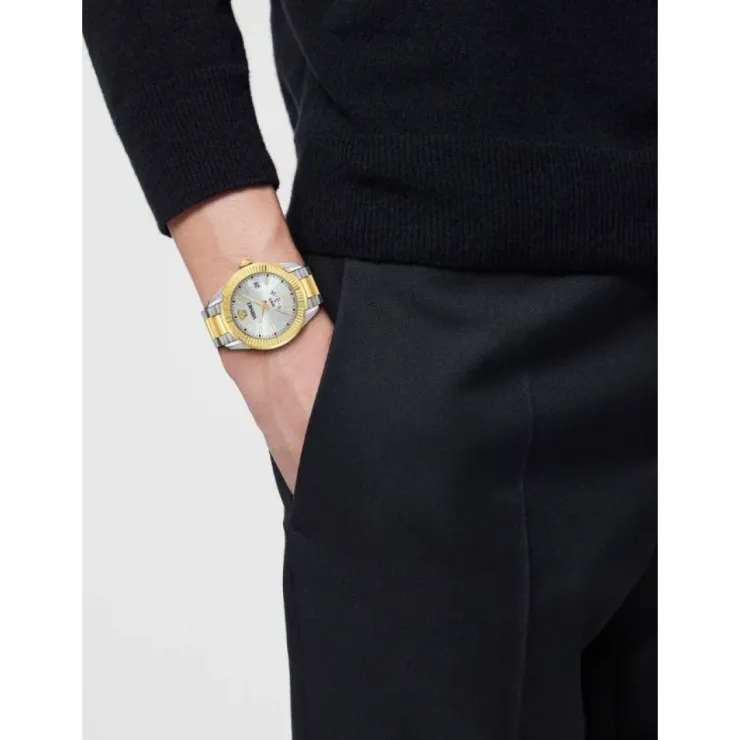 Versace VRSCVE0U00325 Erkek Kol Saati Versace VRSCVE0U00325 Erkek Kol Saati