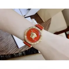 Versace VRSCVEDV00319 Kadın Kol Saati Versace VRSCVEDV00319 Kadın Kol Saati